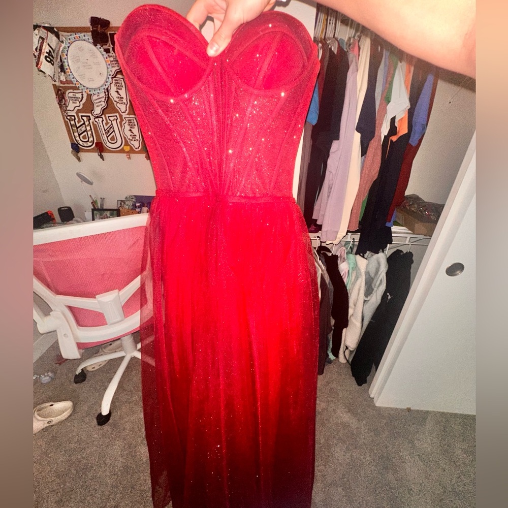 Elegant Red Strapless Dress